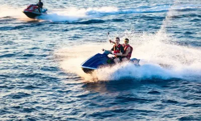 Ruta en moto de agua por la isla de Ibiza