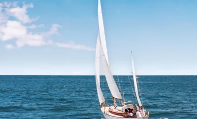 Consejos para alquilar un velero en Ibiza