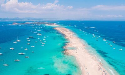 Formentera: La joya del mediterráneo a bordo de un barco de alquiler